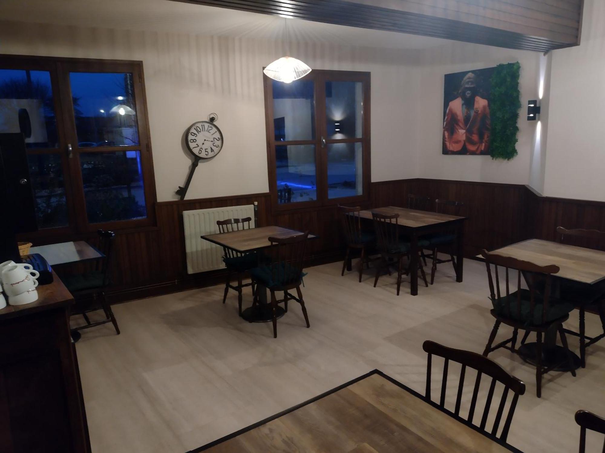 Auberge D'Ici Et D'Ailleurs Cressensac-Sarrazac Buitenkant foto