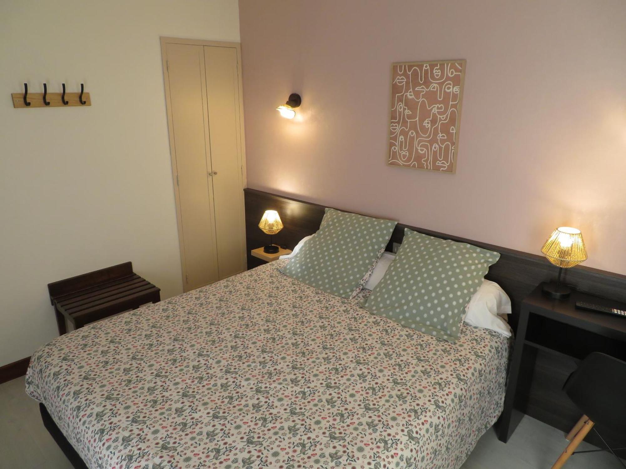 Auberge D'Ici Et D'Ailleurs Cressensac-Sarrazac Kamer foto