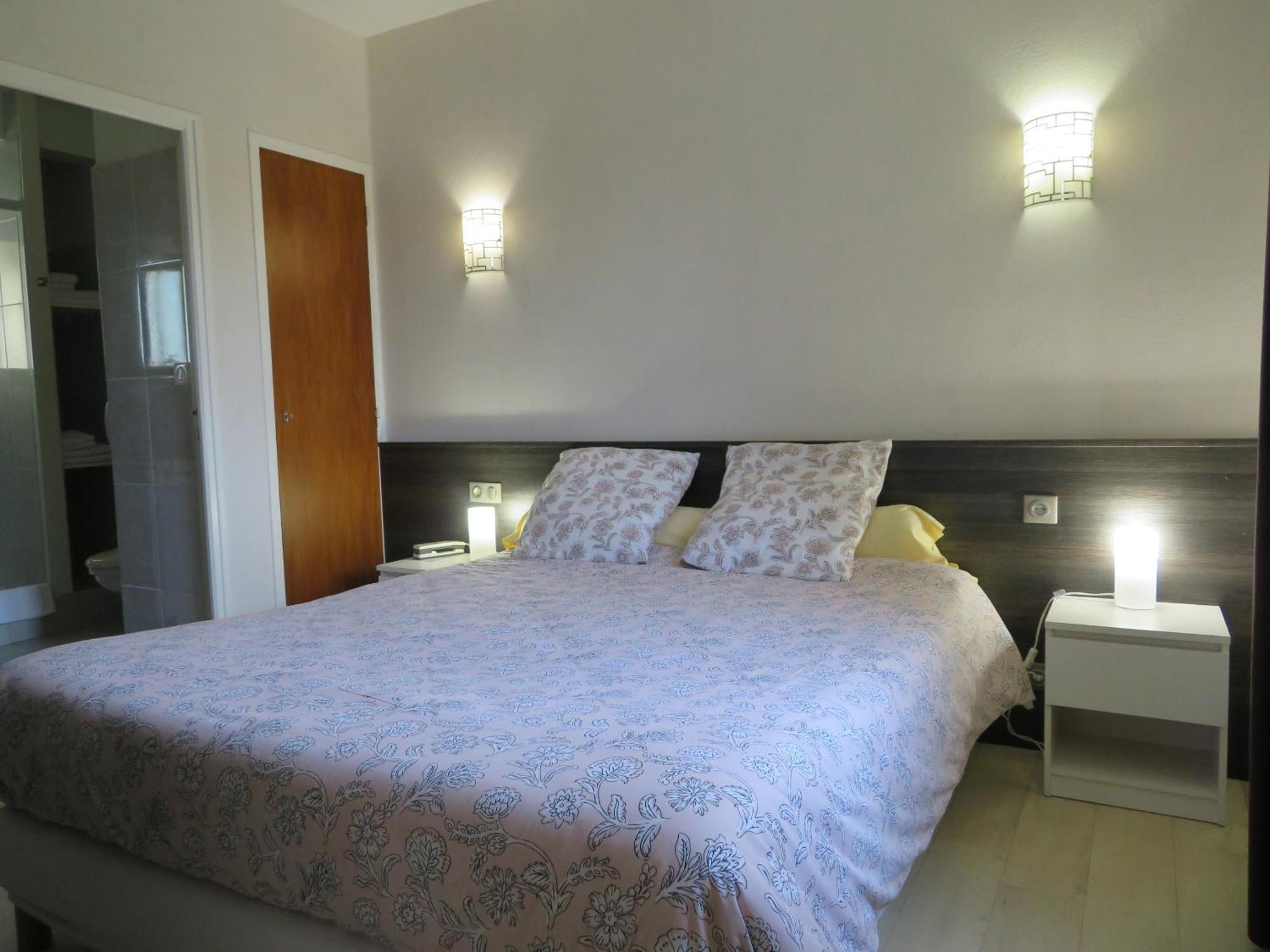 Auberge D'Ici Et D'Ailleurs Cressensac-Sarrazac Kamer foto